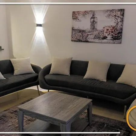 Cairo Luxurious Apartments , New Cairo , Nyoum , Porto New القاهرة المظهر الخارجي الصورة