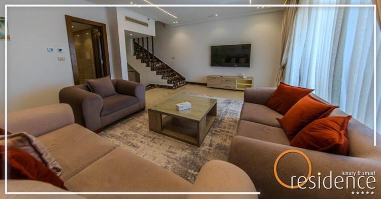 Luxurious , New , Nyoum , Porto New * Kairo
